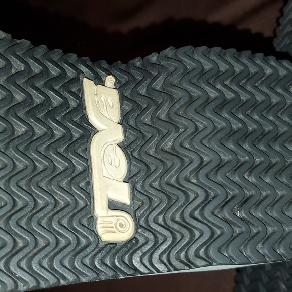 Teva Sandals - Picture 9 of 11